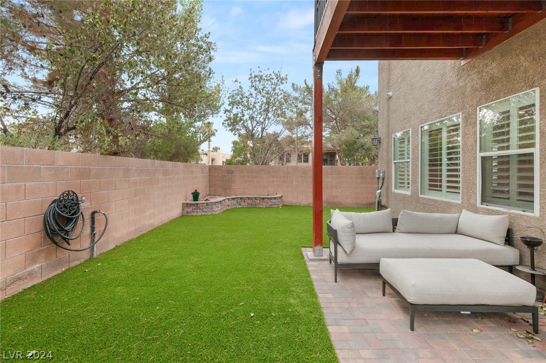 2296 AUTUMN FIRE Court