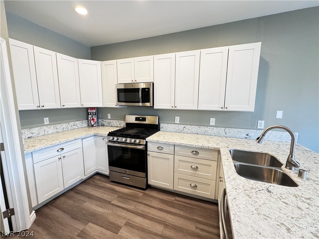 251 South Green Valley Parkway 1812