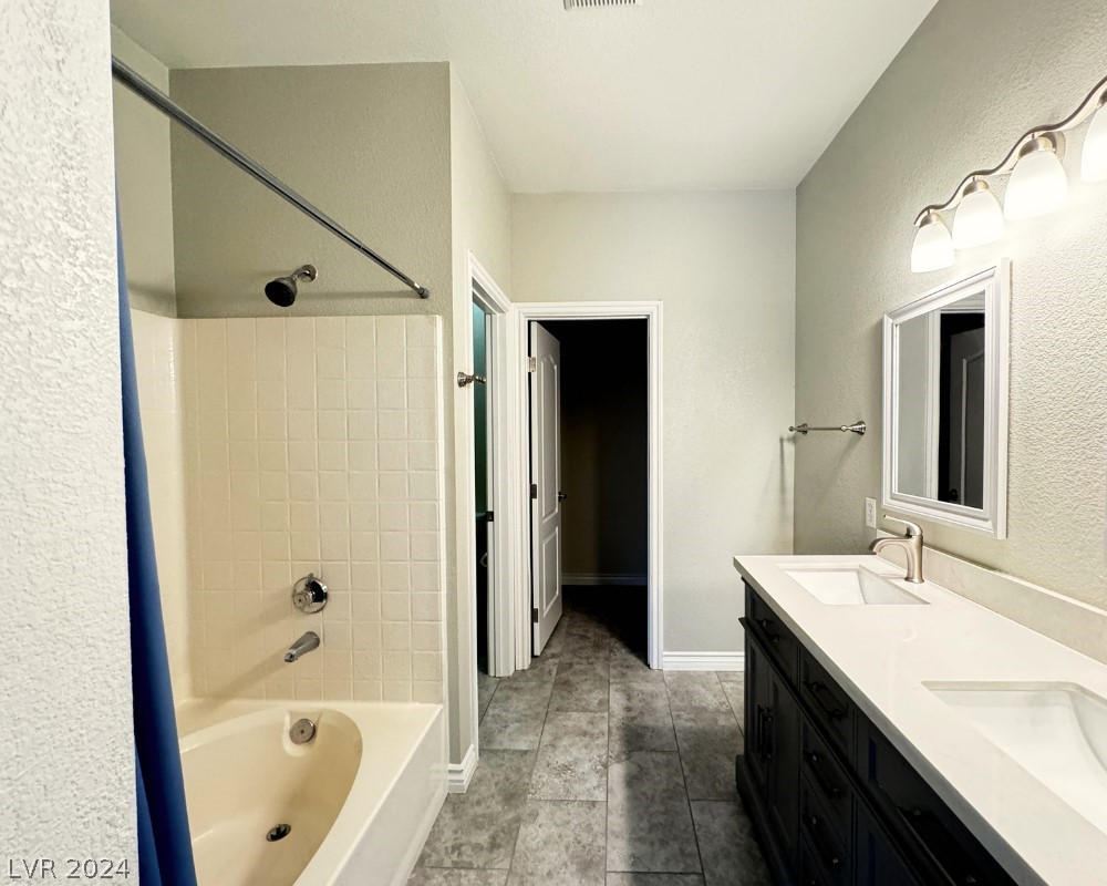 251 South Green Valley Parkway 1812