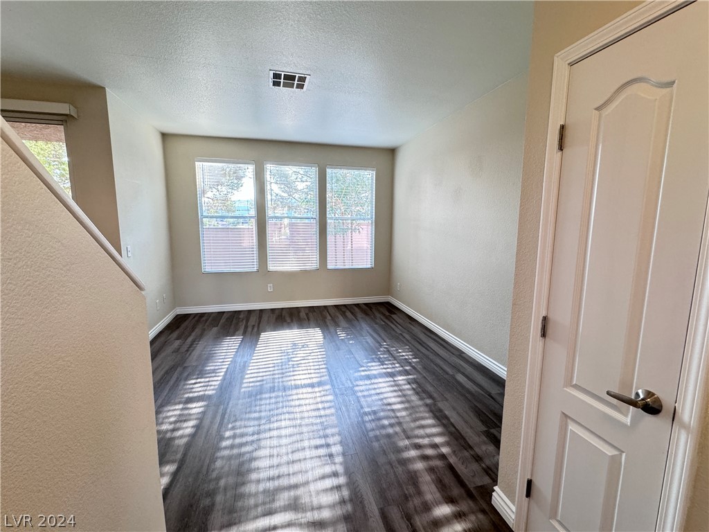 251 South Green Valley Parkway 1812
