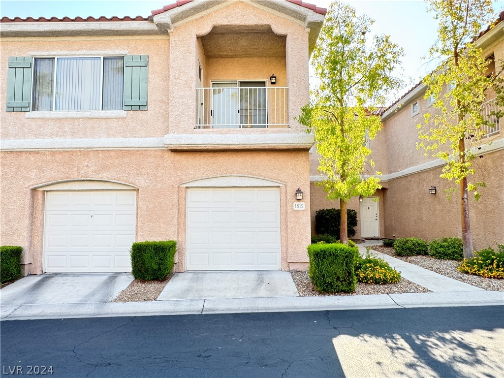 251 South Green Valley Parkway 1812
