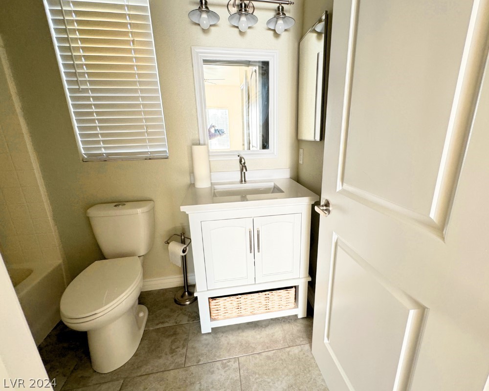 251 South Green Valley Parkway 1812
