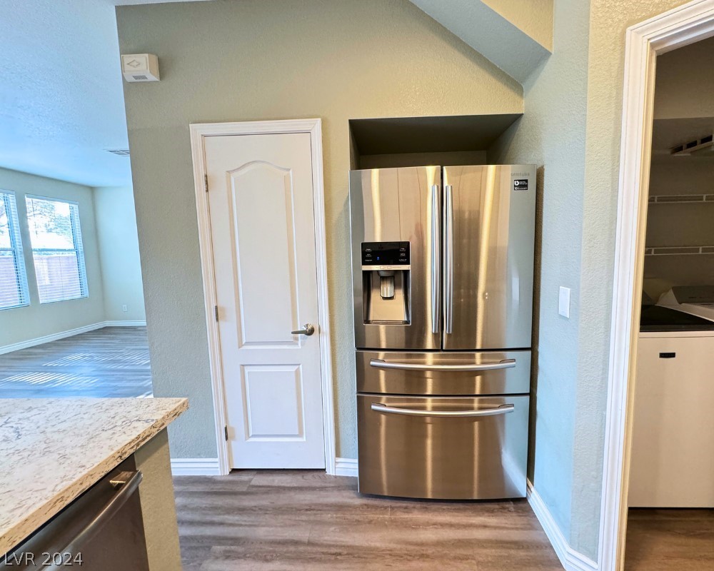 251 South Green Valley Parkway 1812