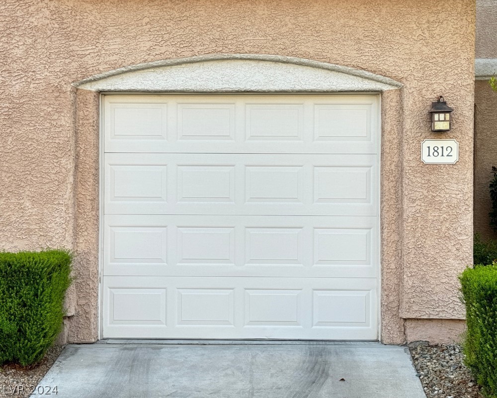 251 South Green Valley Parkway 1812
