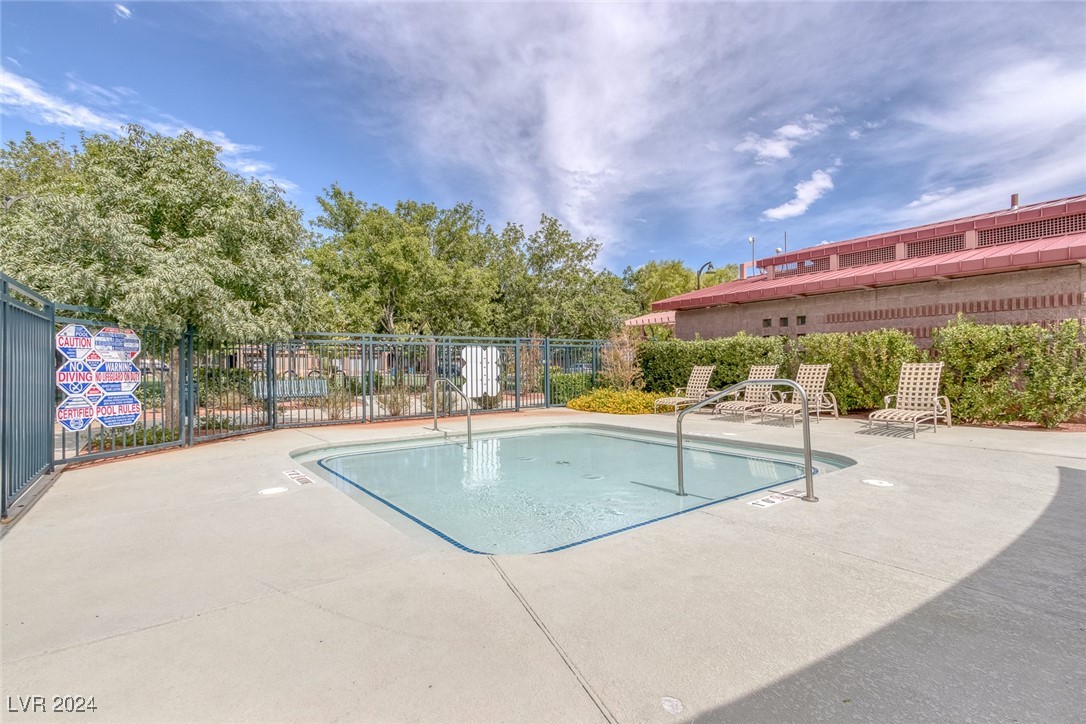 1102 Oberlin Court