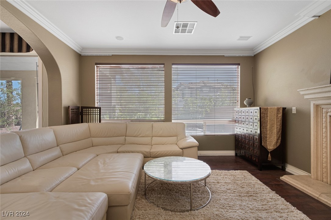 1102 Oberlin Court