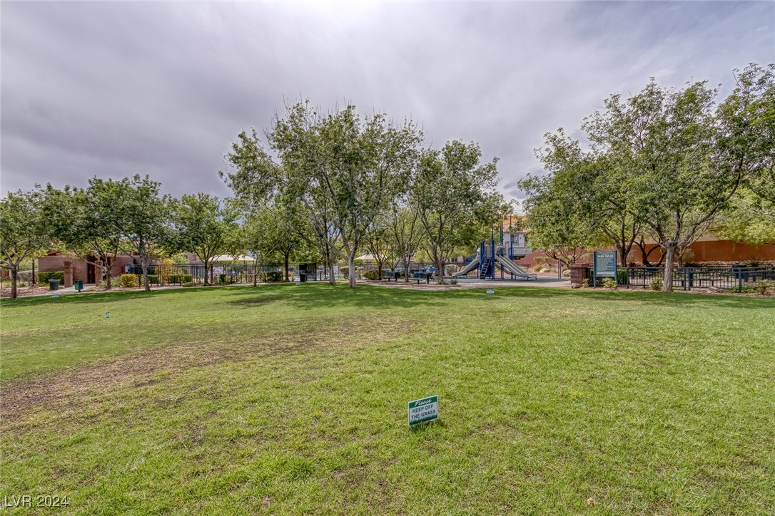 1102 Oberlin Court