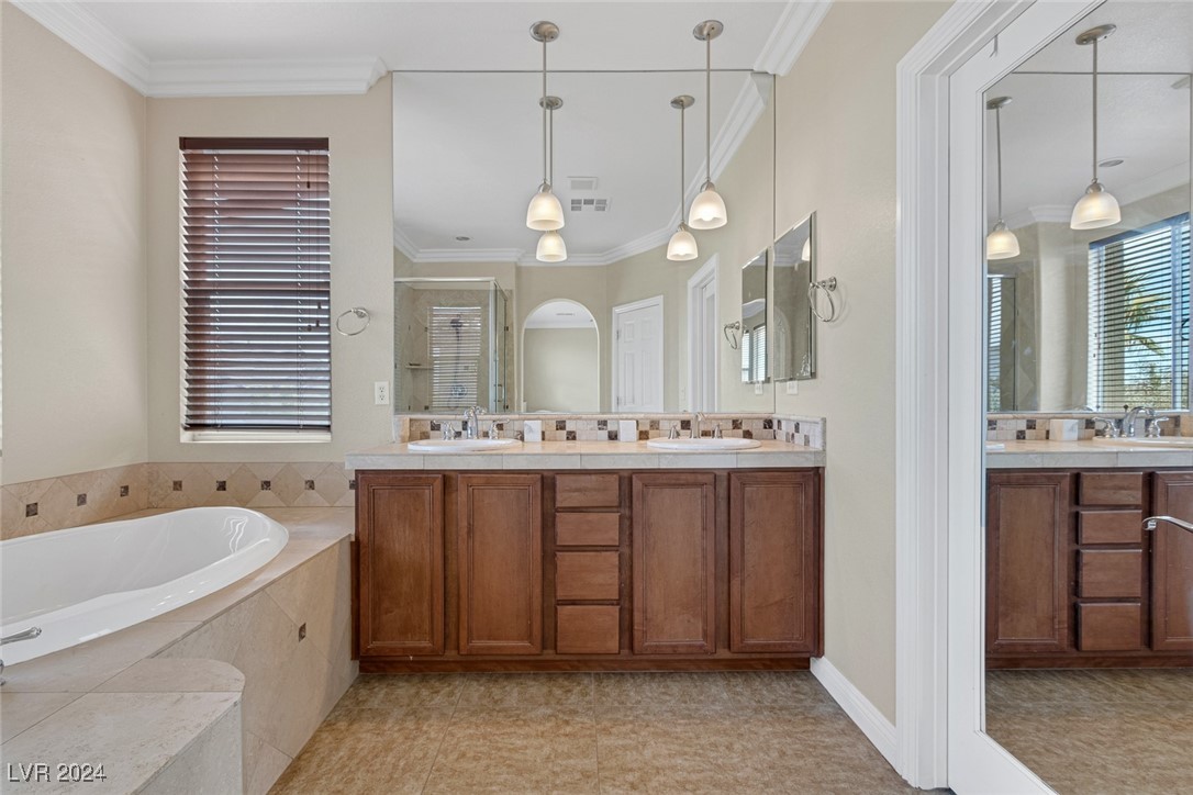 1102 Oberlin Court