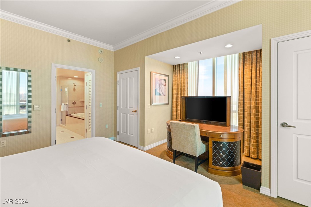 125 East Harmon Avenue 3520