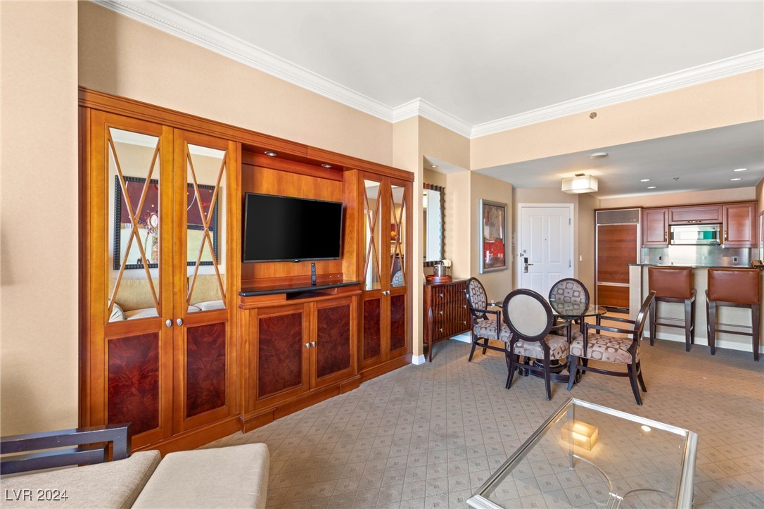 125 East Harmon Avenue 3520