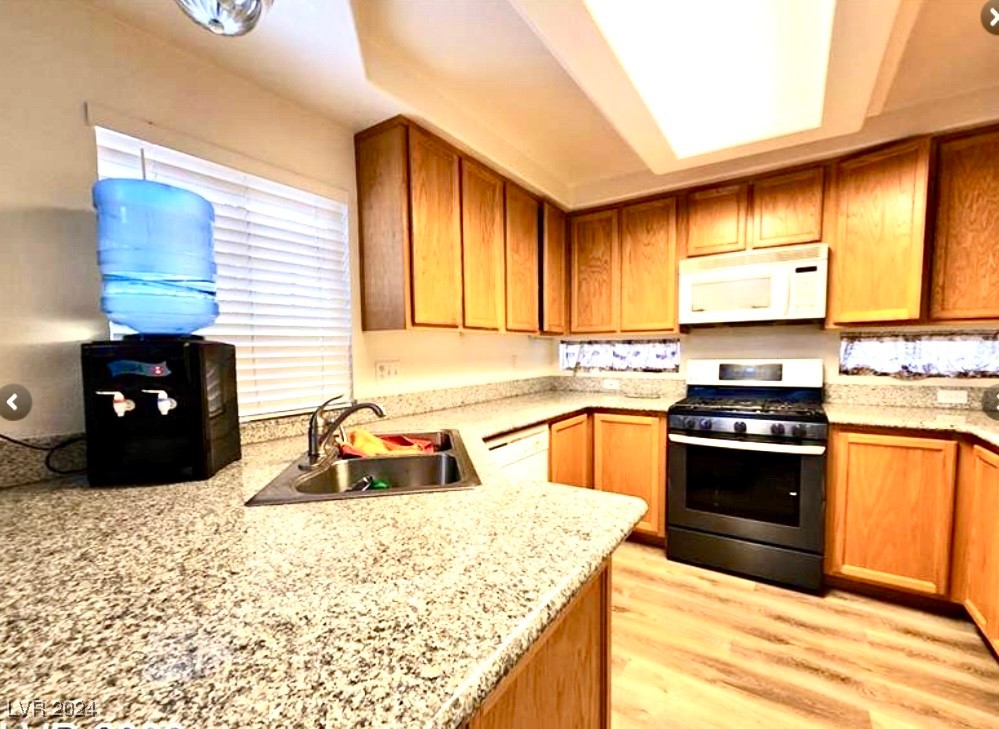 10146 Lemon Thyme Street