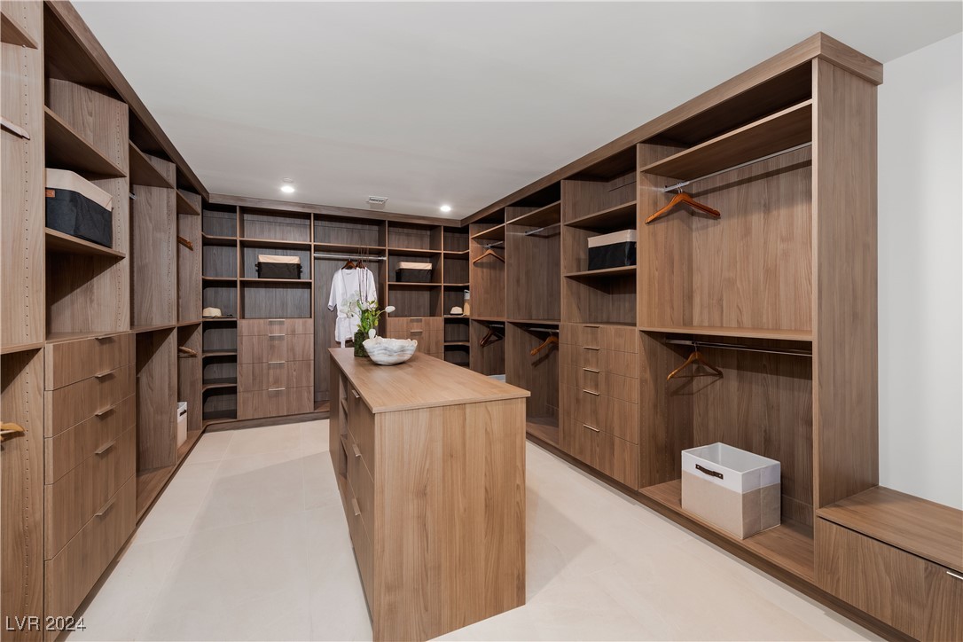 46 Lakefront Drive
