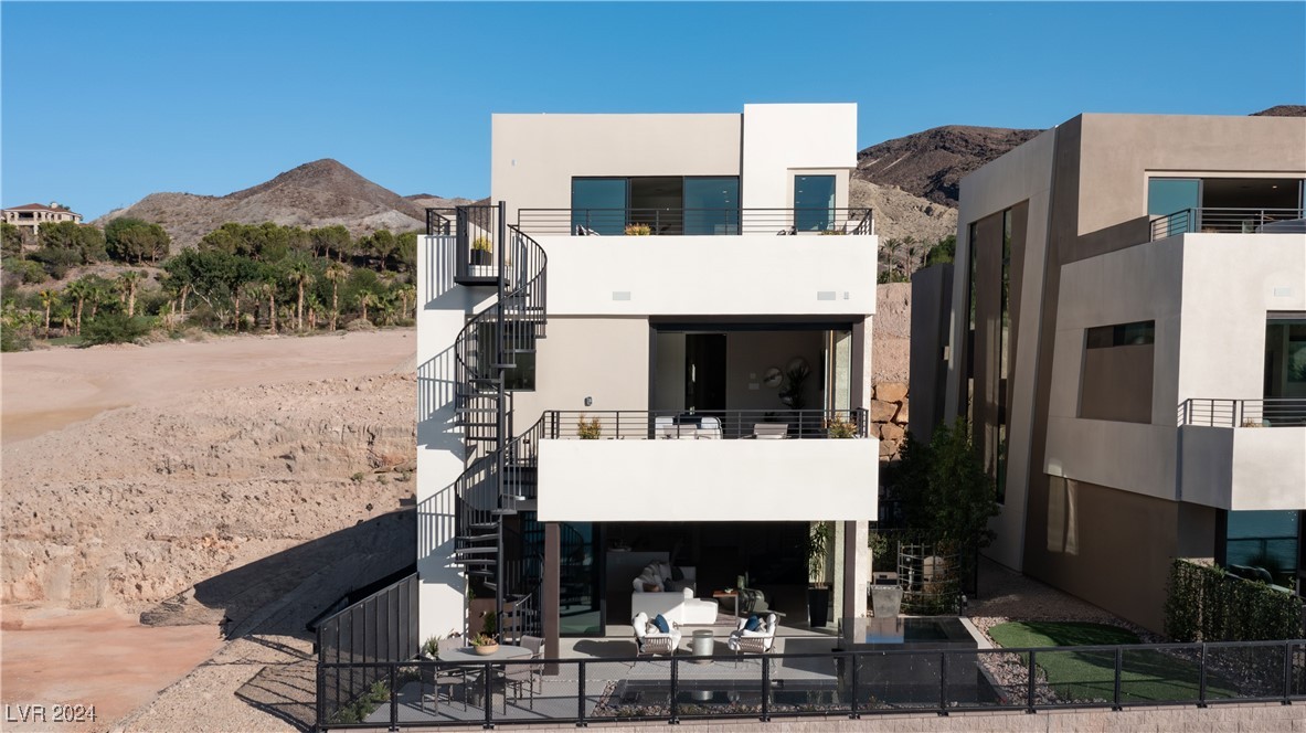 46 Lakefront Drive