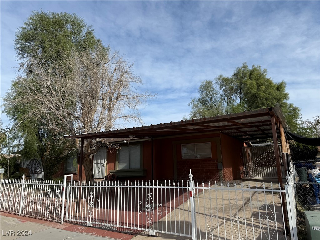 2813 Searles Avenue