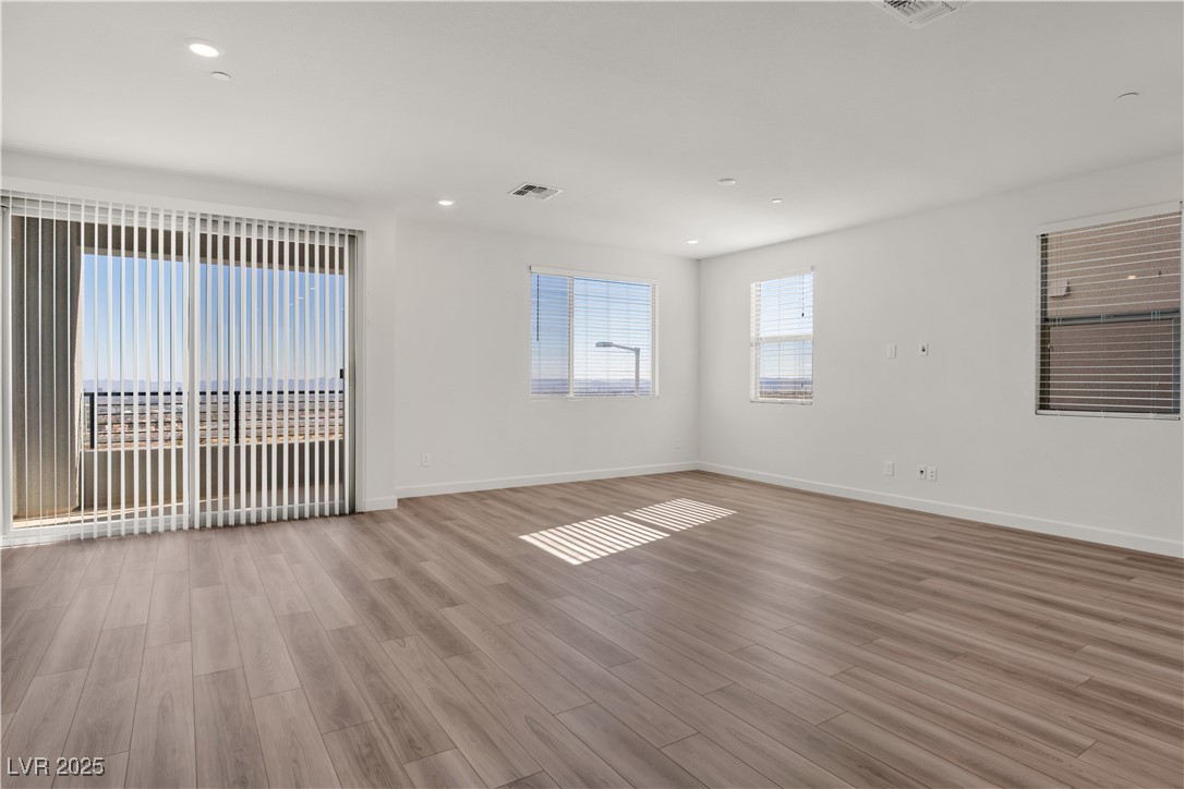 1426 Whistling Kite Street