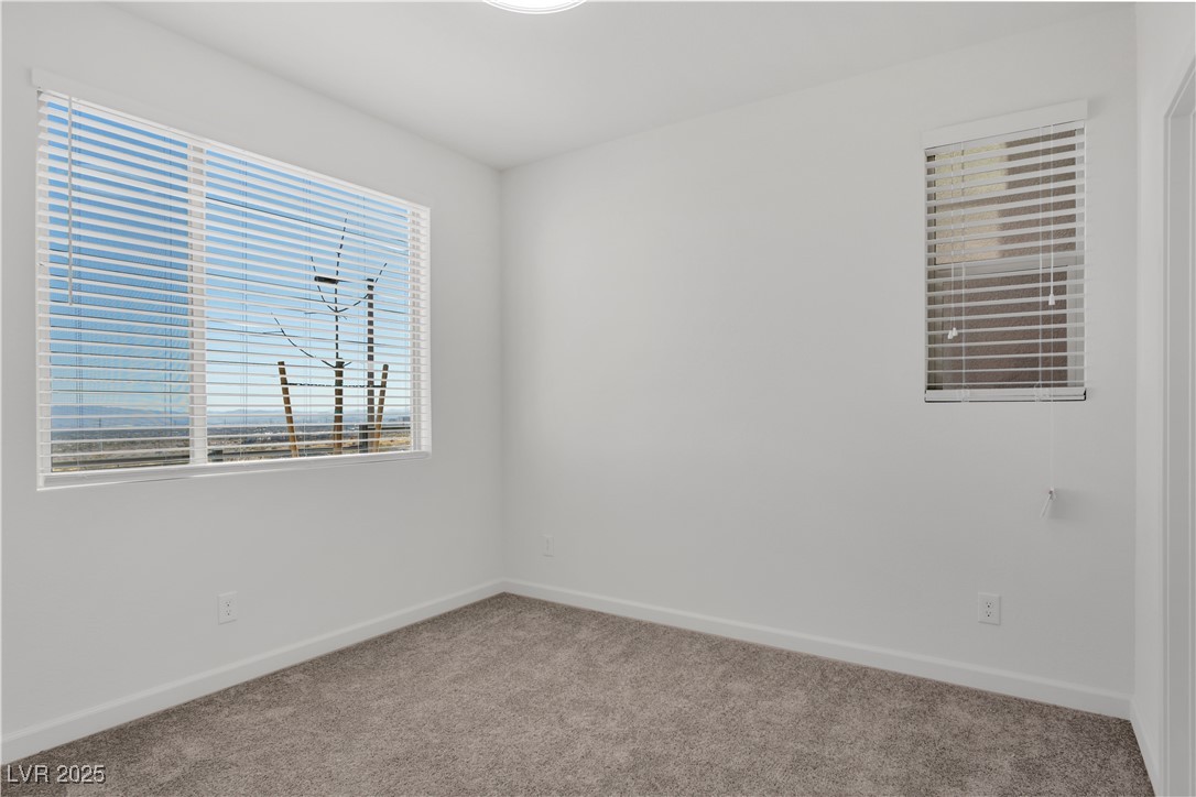1426 Whistling Kite Street