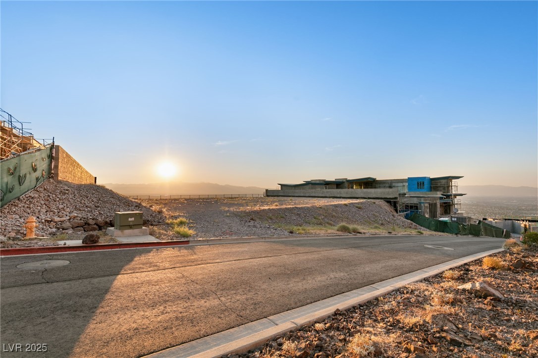 5 Stoneshead Court