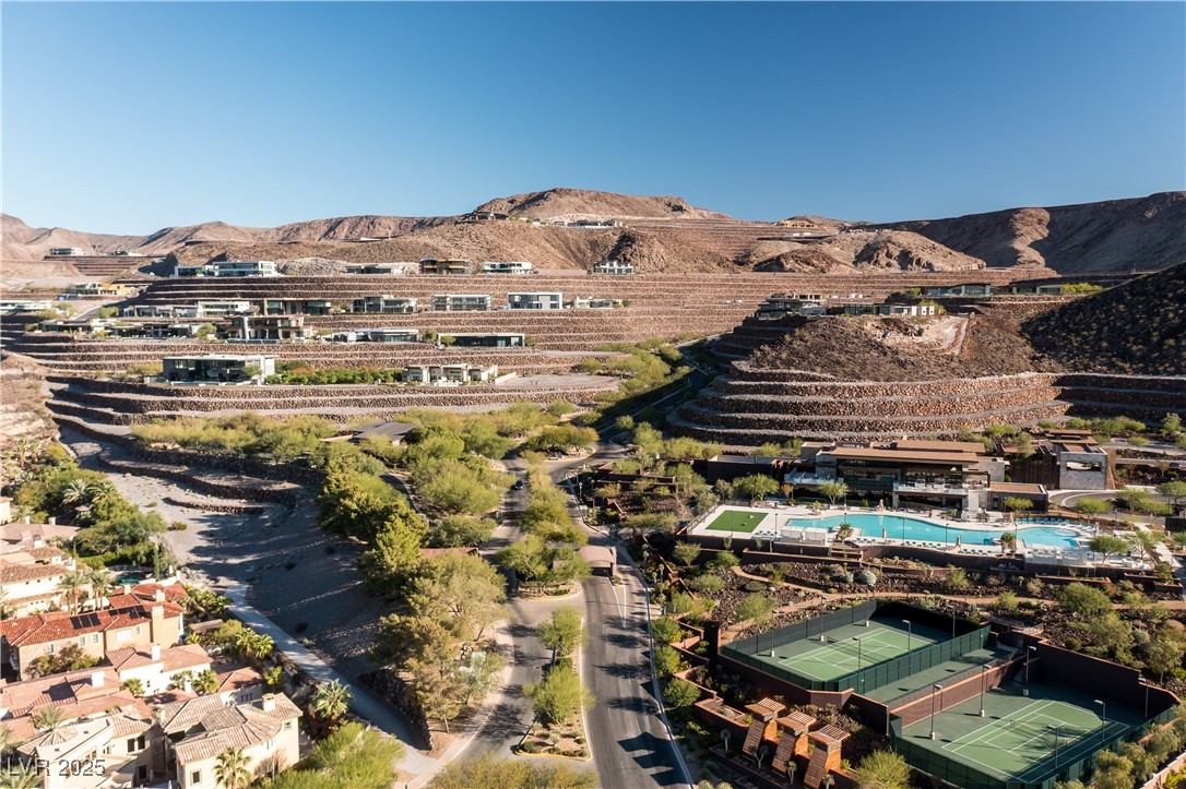 20 Sanctuary Peak Court
