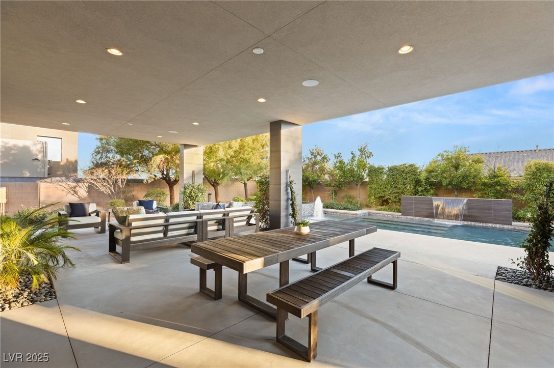 9729 Glistening Brook Court