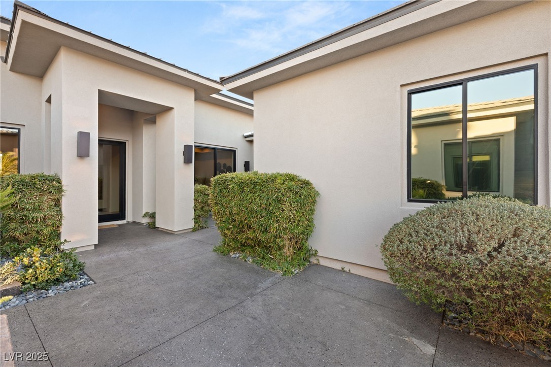 9729 Glistening Brook Court