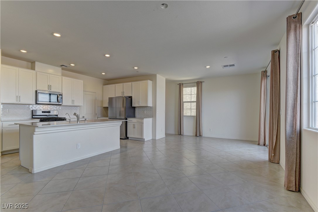 2828 Agueda Place