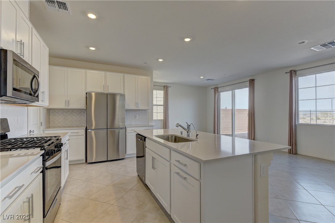 2828 Agueda Place