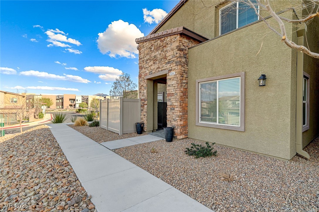 534 Lassen Falls Court