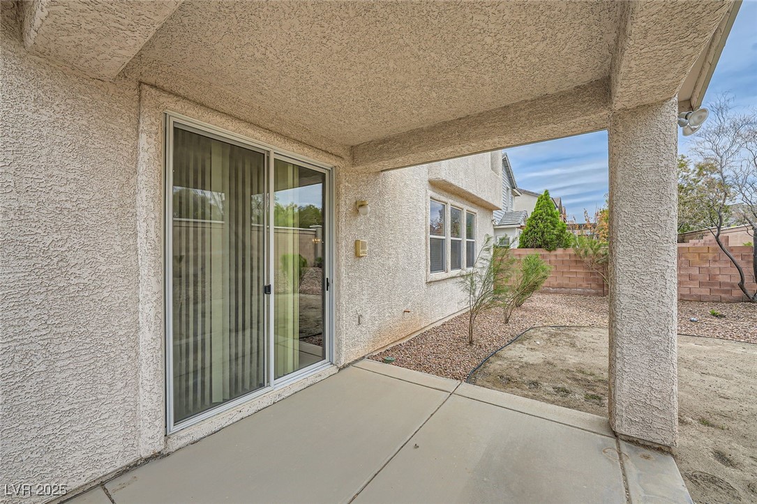 10808 Wallflower Avenue