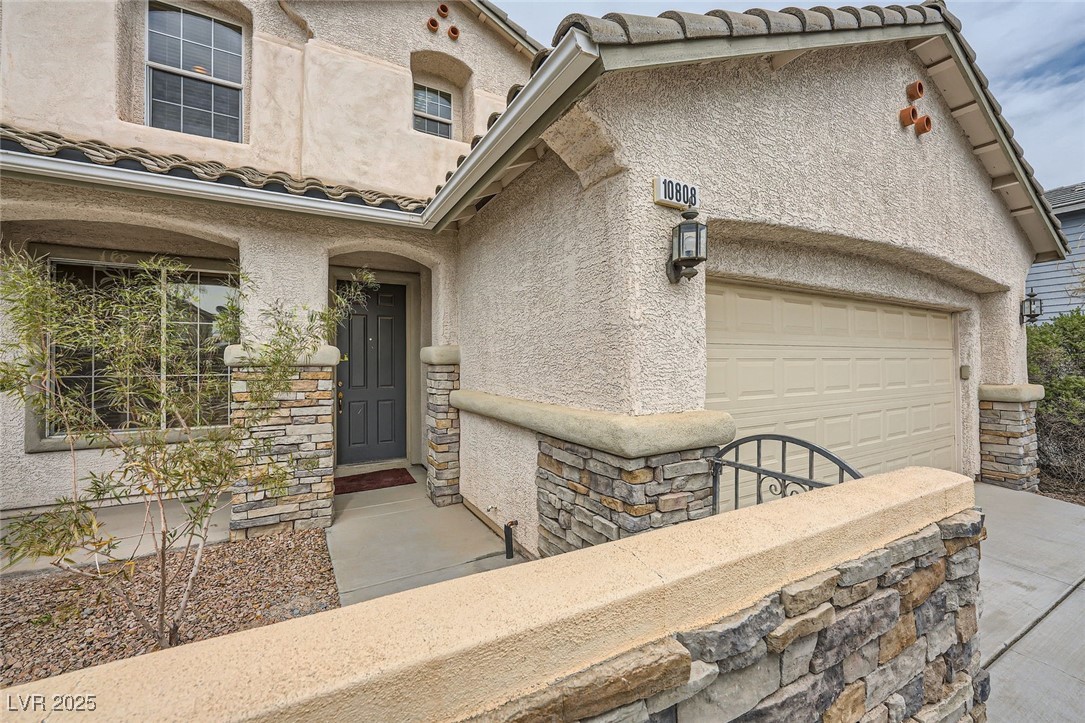 10808 Wallflower Avenue