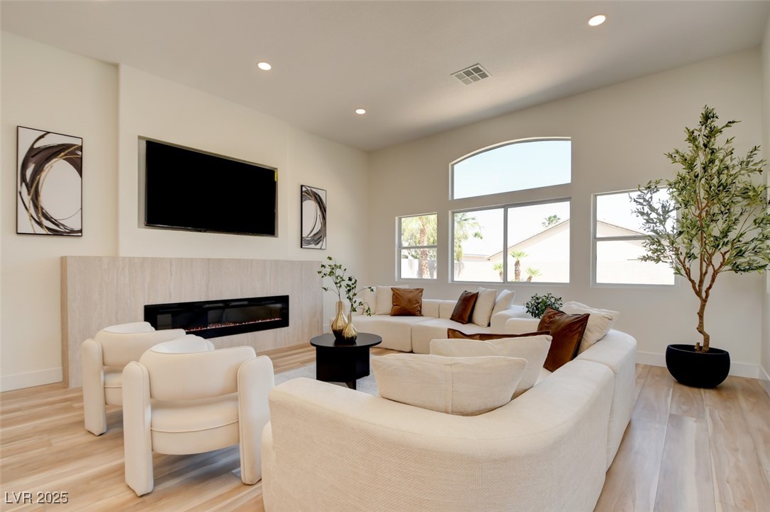 8080 Black Orchid Avenue