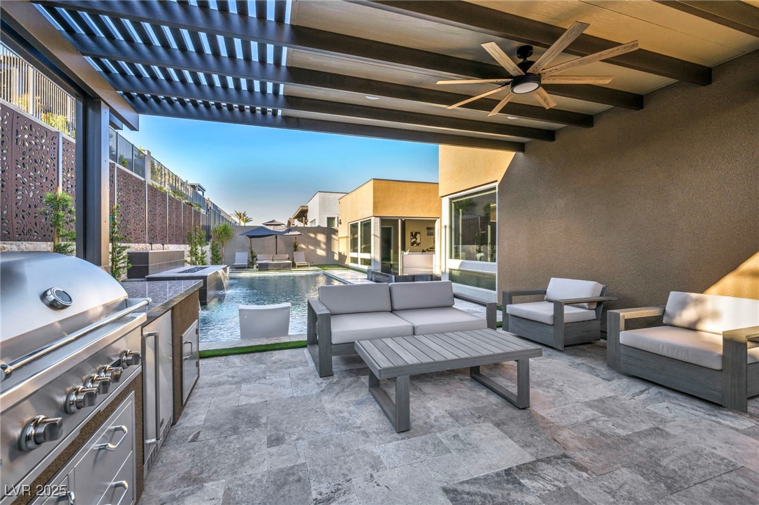 819 Bolide Street