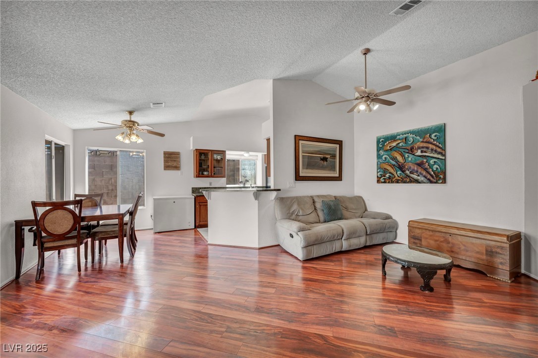 819 Arrowhead Trail