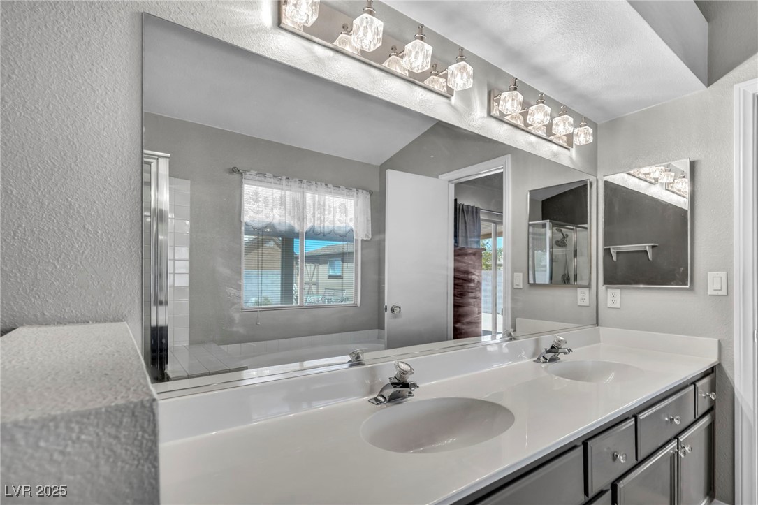 819 Arrowhead Trail