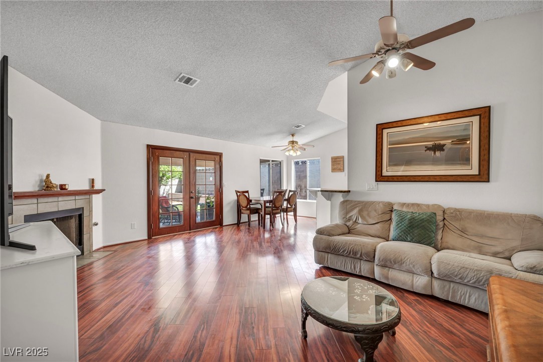819 Arrowhead Trail