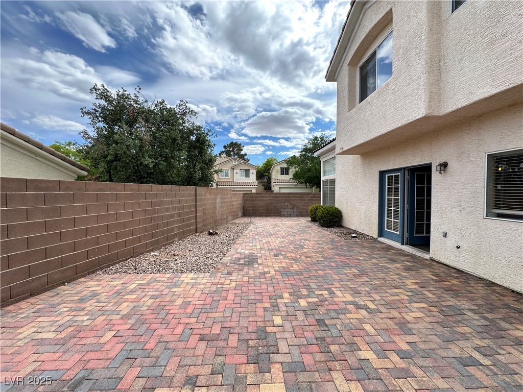 2024 Shining Feather Lane