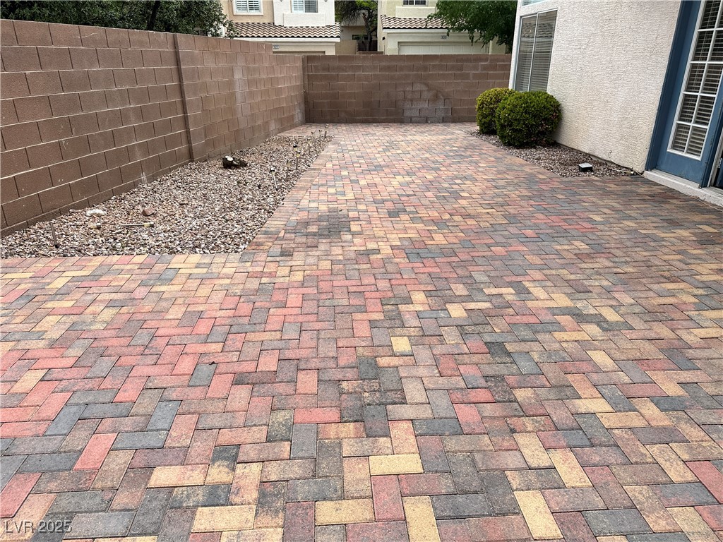 2024 Shining Feather Lane