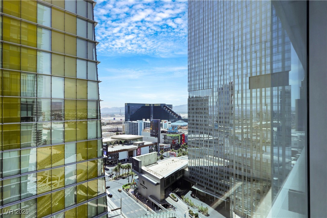 3726 Las Vegas Boulevard 1809