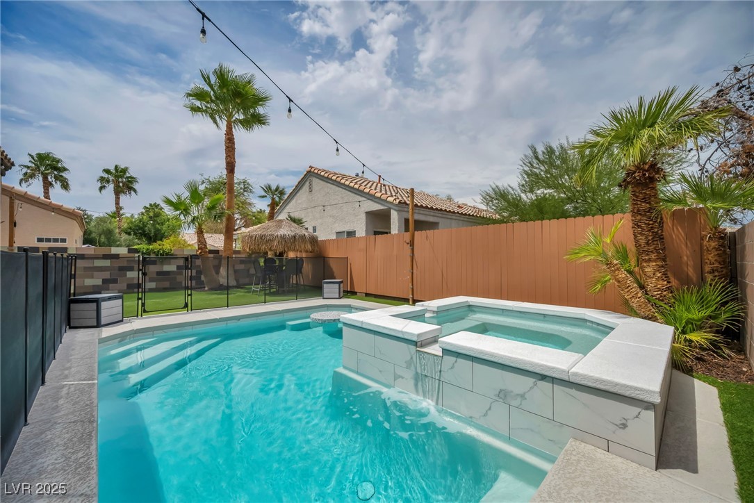 8252 Roselle Court