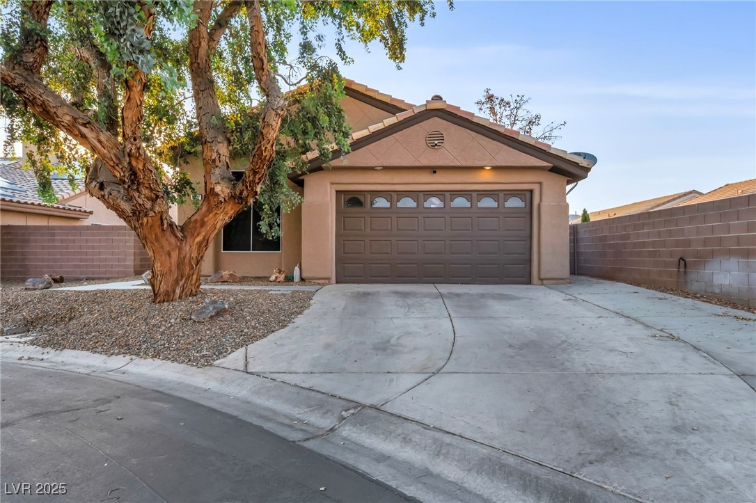 8252 Roselle Court