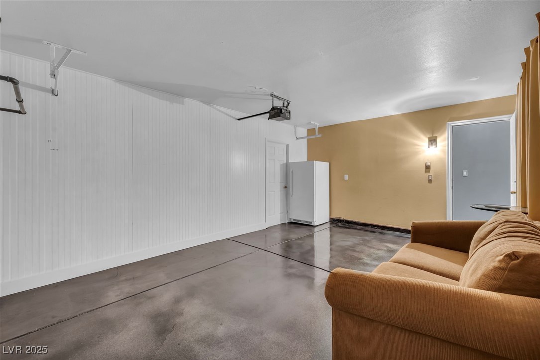 8252 Roselle Court