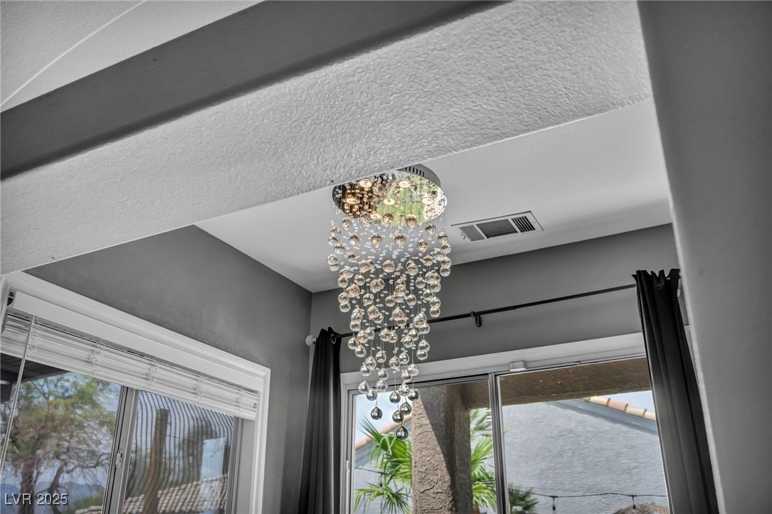 8252 Roselle Court