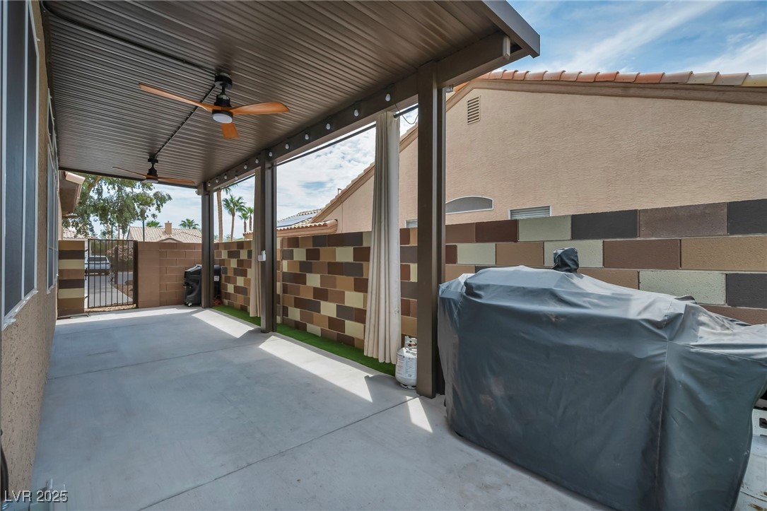8252 Roselle Court