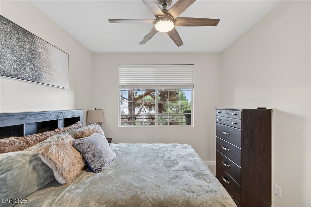 1704 Queen Victoria Street 203