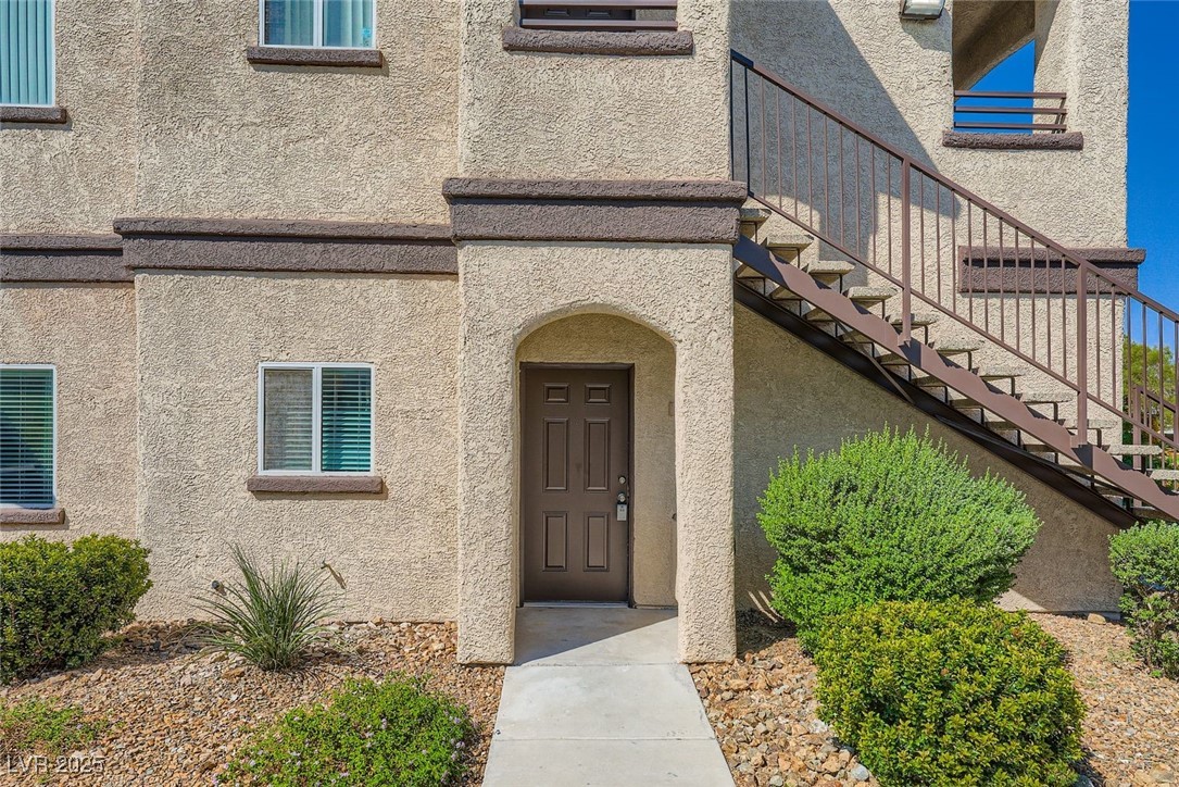 2291 West Horizon Ridge Parkway 10155