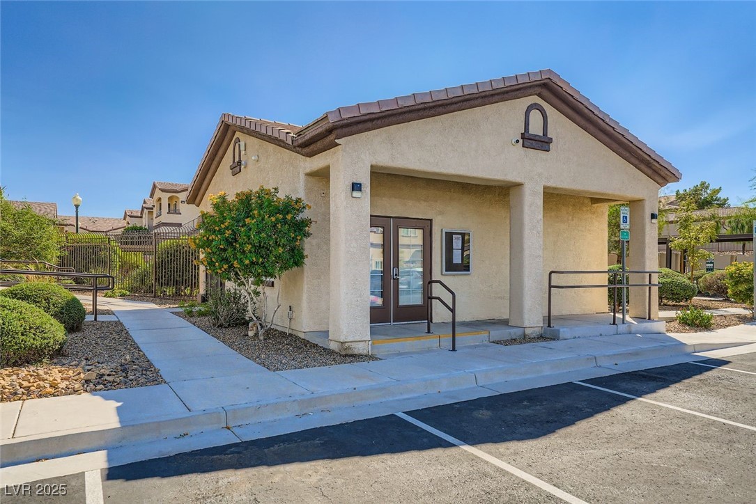 2291 West Horizon Ridge Parkway 10155