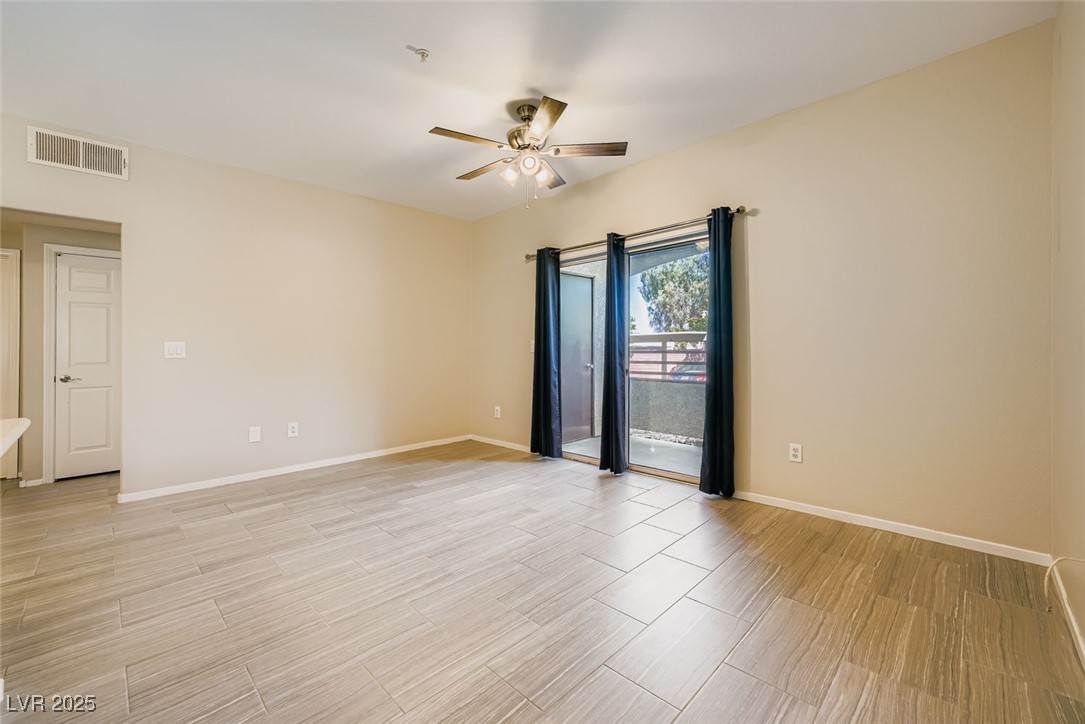 2291 West Horizon Ridge Parkway 10155