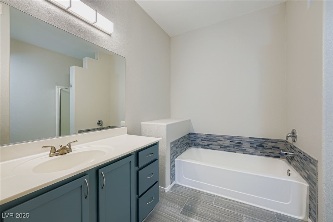 2291 West Horizon Ridge Parkway 10155