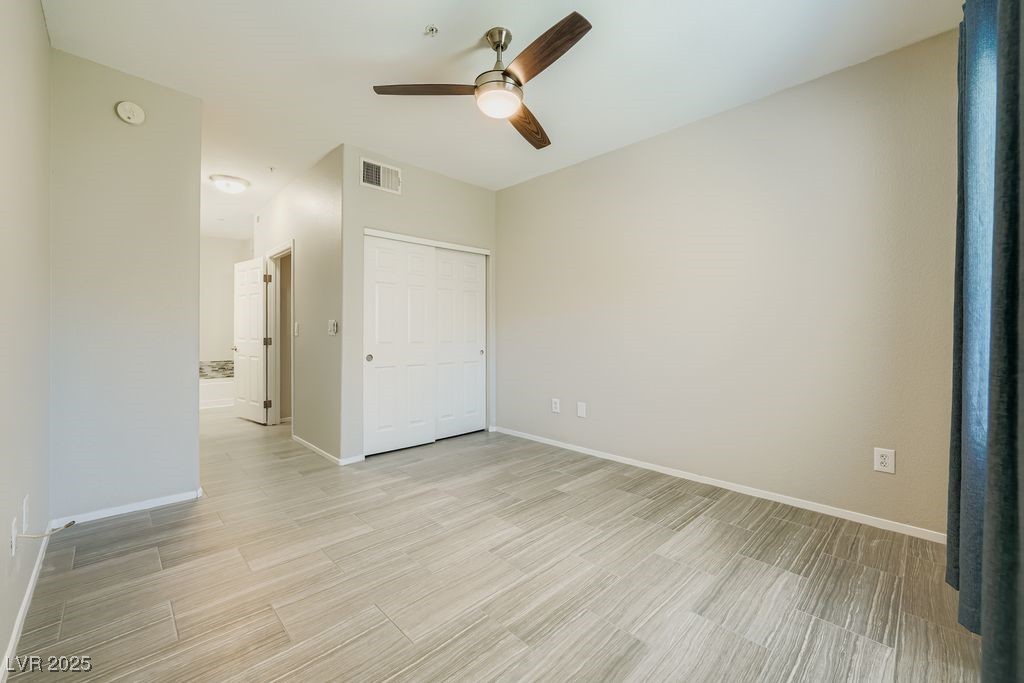 2291 West Horizon Ridge Parkway 10155