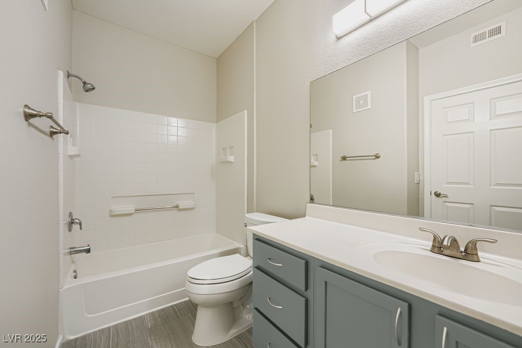 2291 West Horizon Ridge Parkway 10155