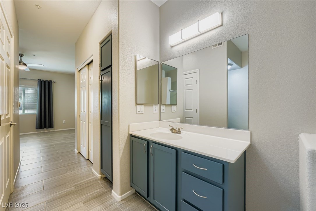 2291 West Horizon Ridge Parkway 10155